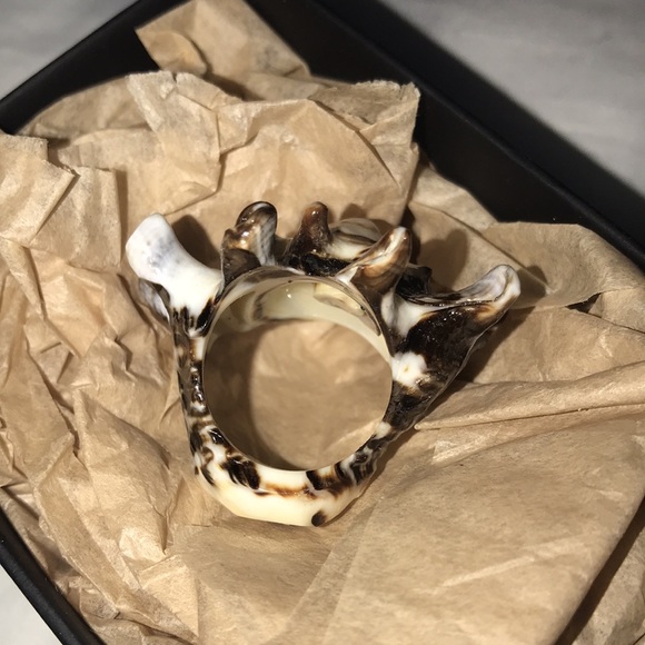 Authentic sea shell ring - Picture 6 of 10